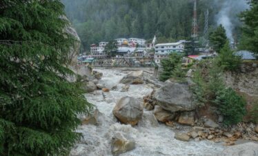 manali-river