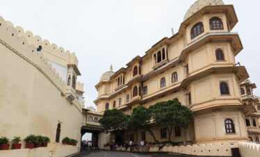 udaipur-fort
