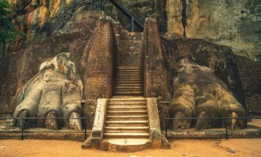 sri lanka-foot-stair