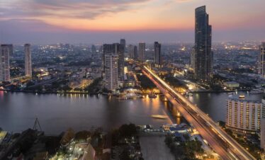 thailand-bridge-on-river